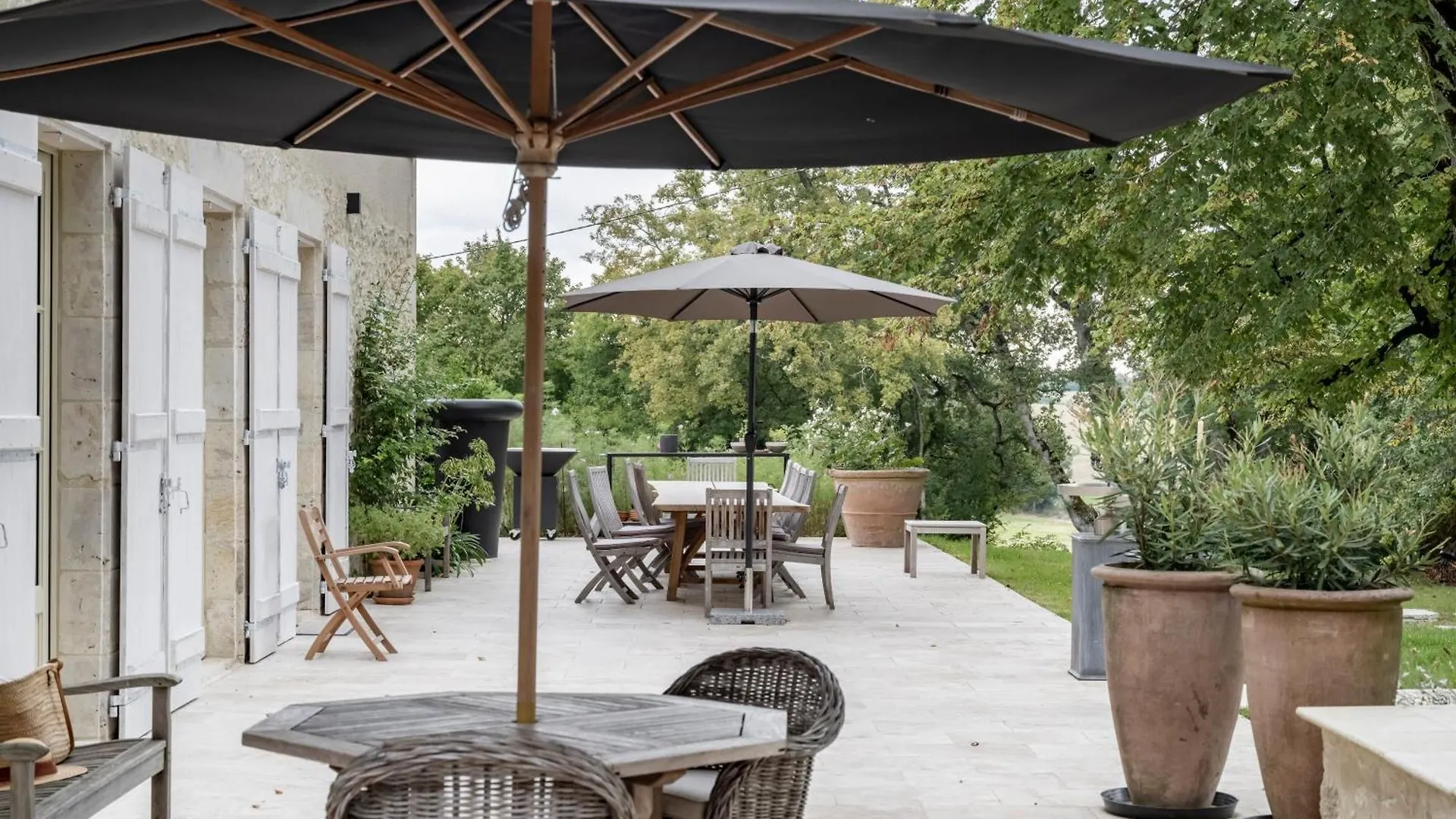 La Grande Maurague Bed and Breakfast Condom Bed & Breakfast